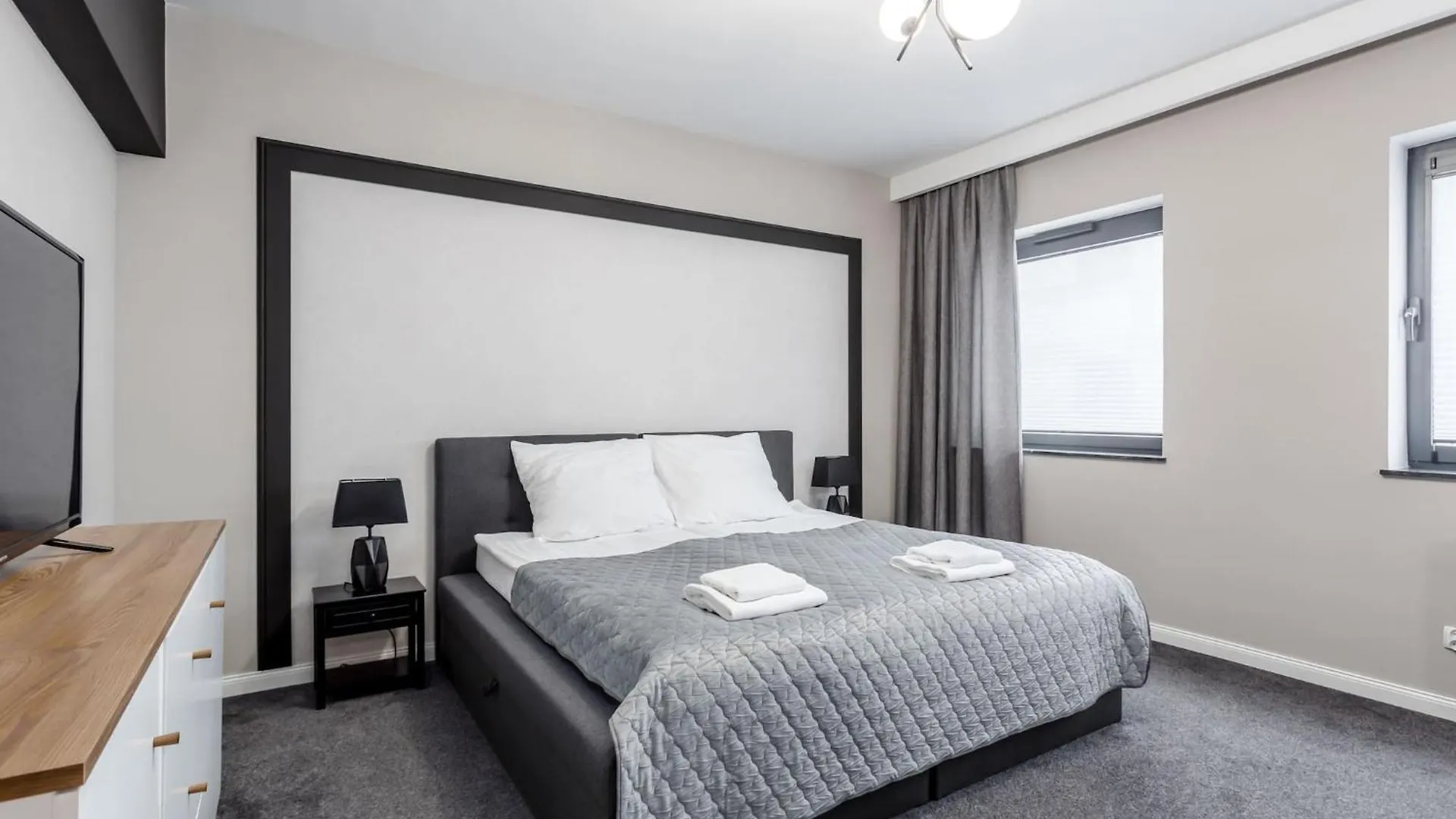 Deo Plaza - Apartamenty Old Town By Rent Like Home Gdańsk 0*,  Polska