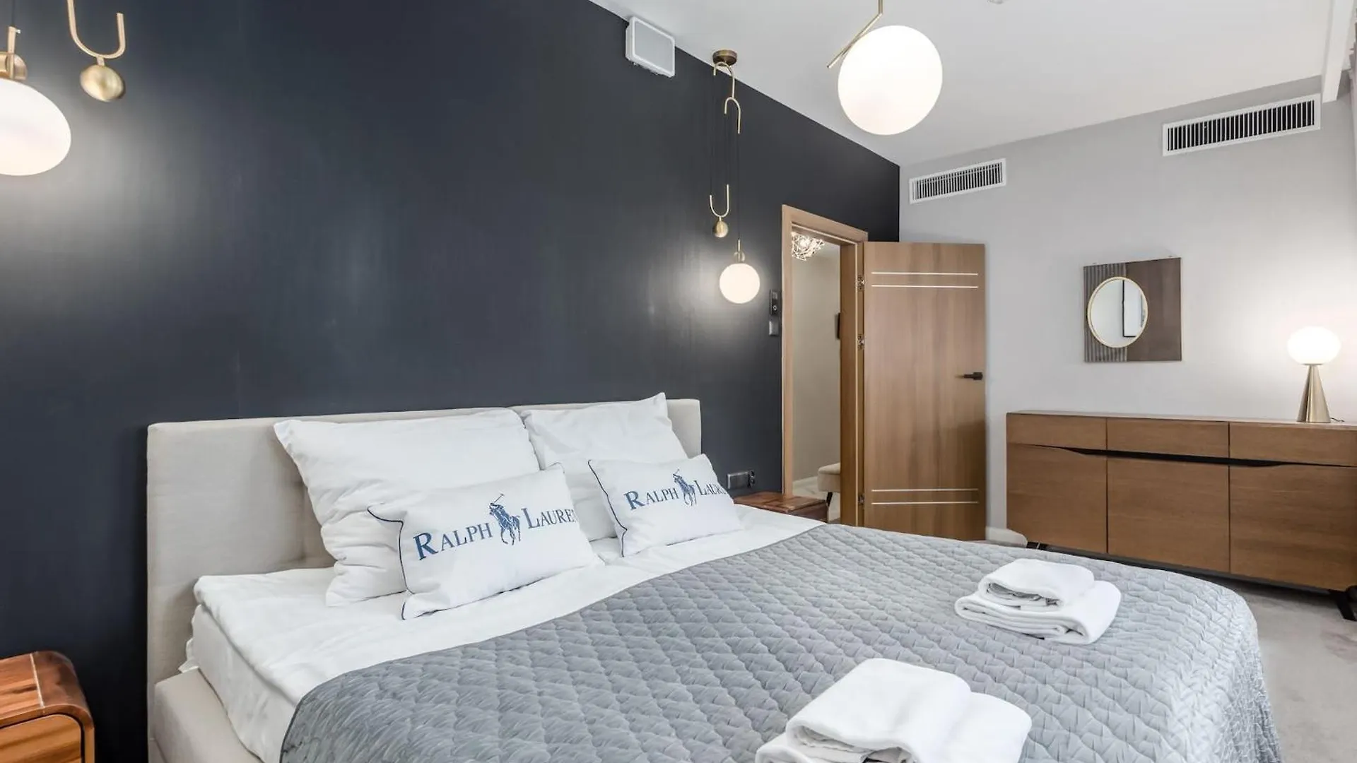 Deo Plaza - Apartamenty Old Town By Rent Like Home Gdańsk Polska