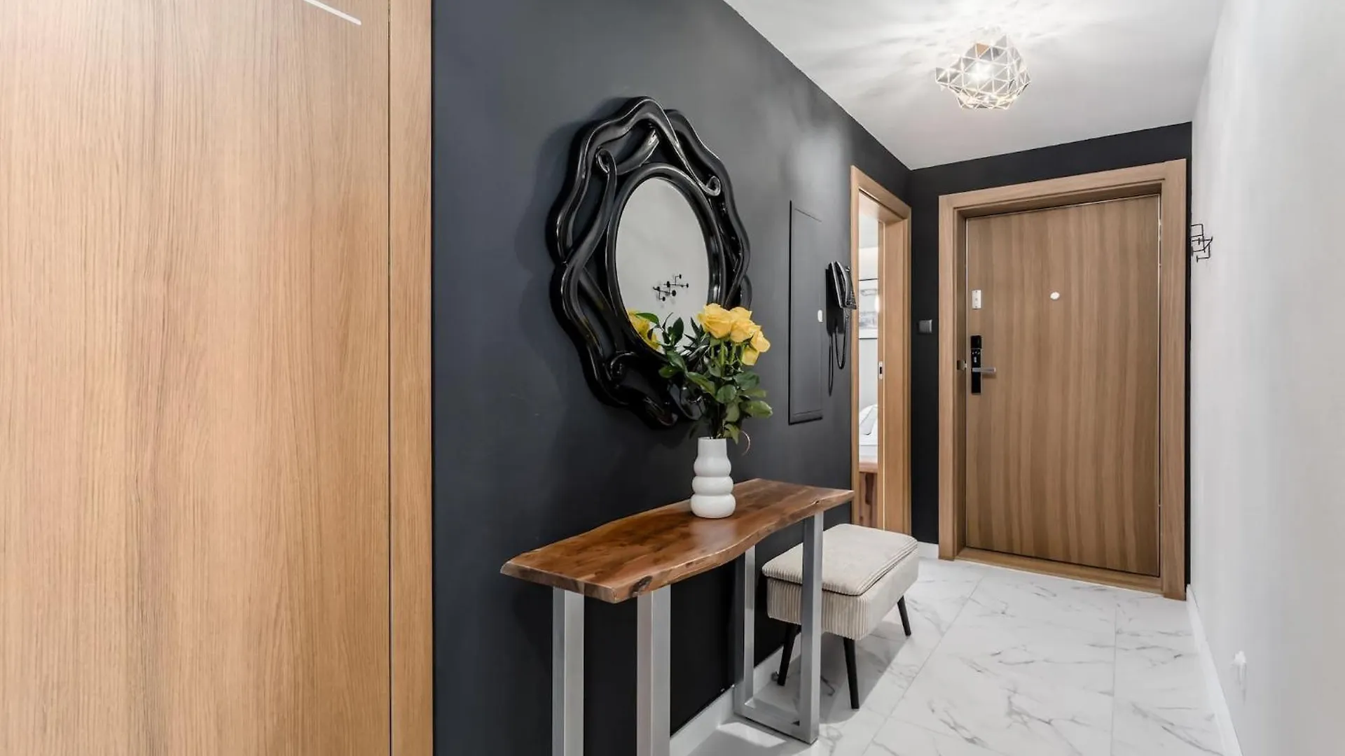 Deo Plaza - Apartamenty Old Town By Rent Like Home Gdańsk